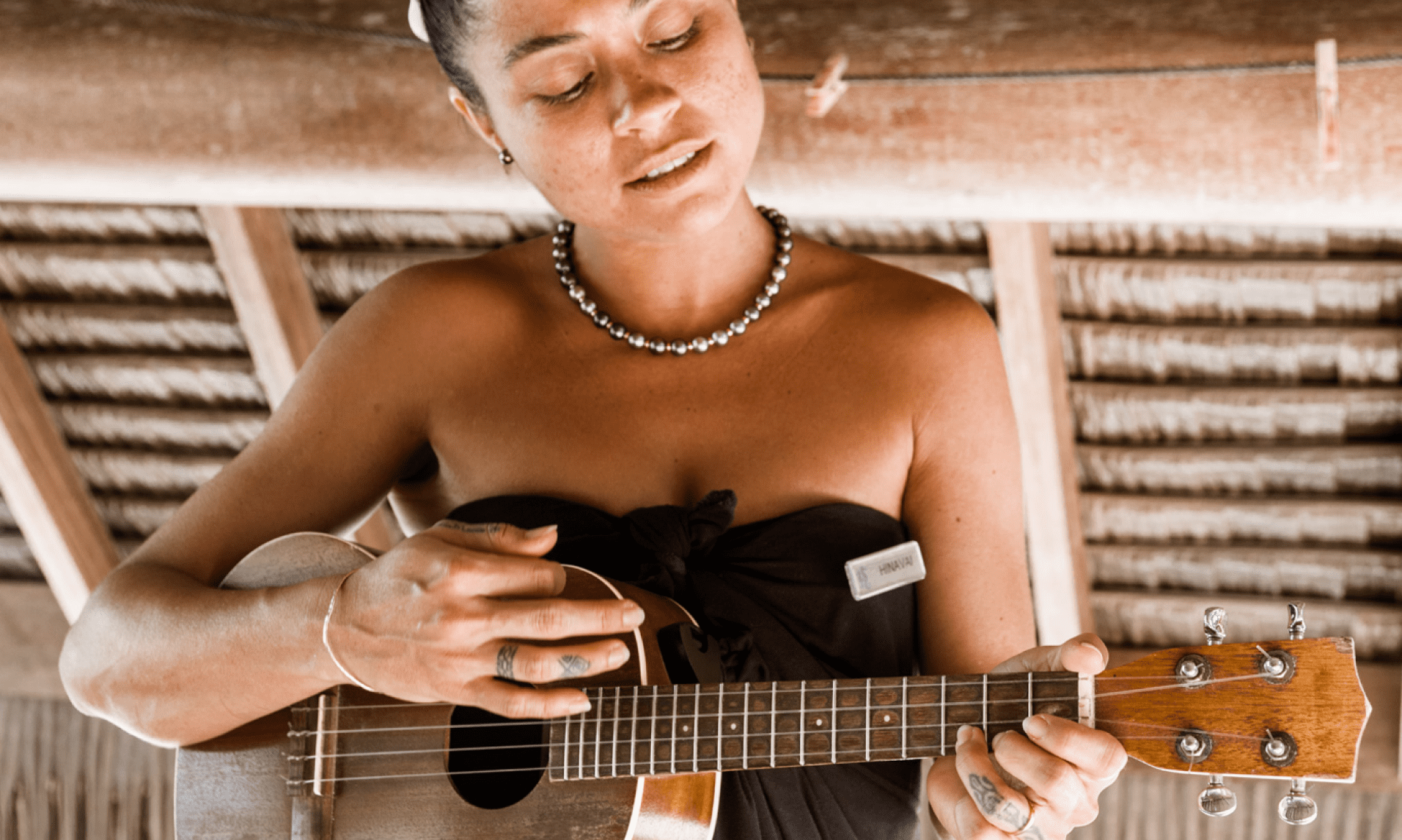 Music lessons with ukulele, pahu, tō’ere